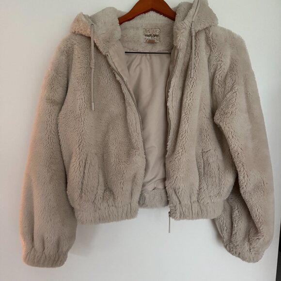 Short Faux Fur Jacket - Picture 3 of 3